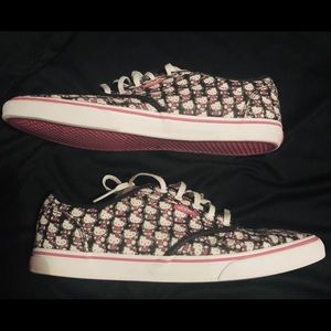 HELLO KITTY VANS
